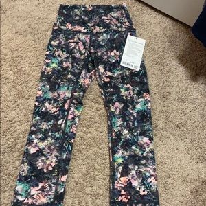 Lululemon winder under high rise crop 21”